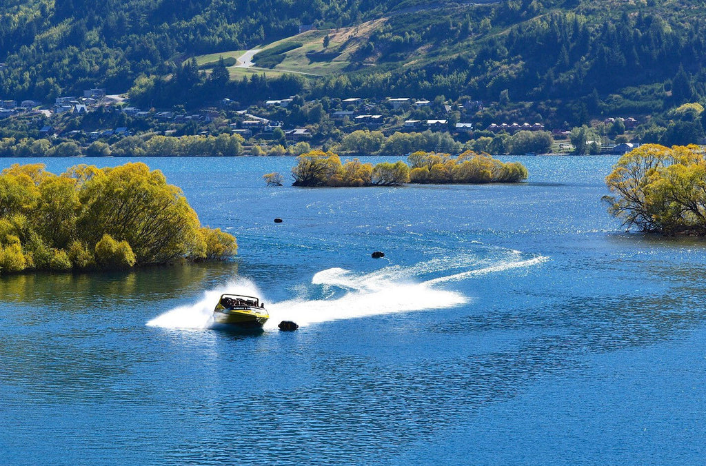 How to stay safe on a boating day trip