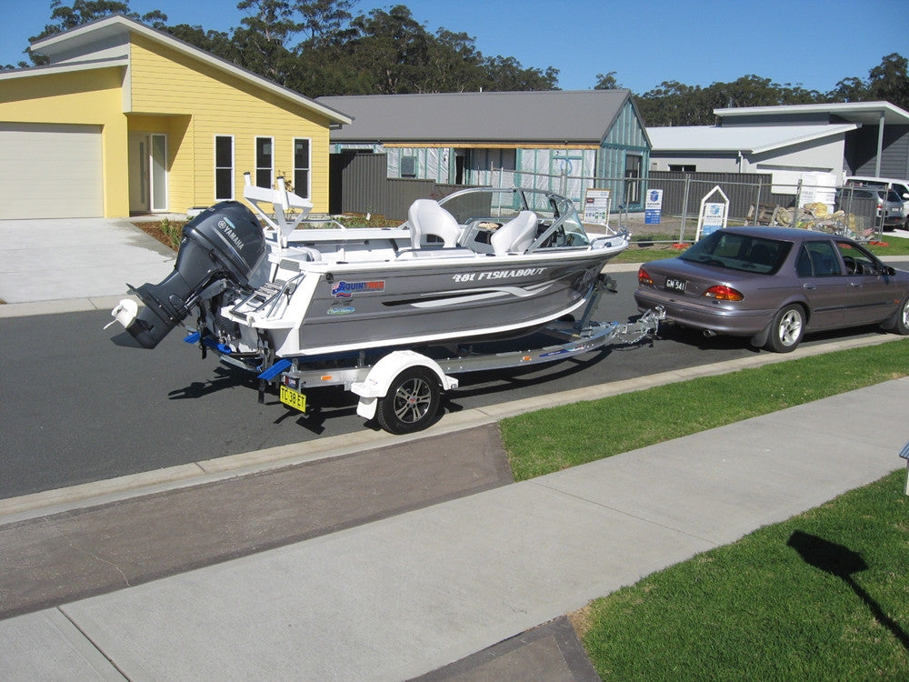 Throwing in a line from Greg&#8217;s Quintrex 481 Fishabout