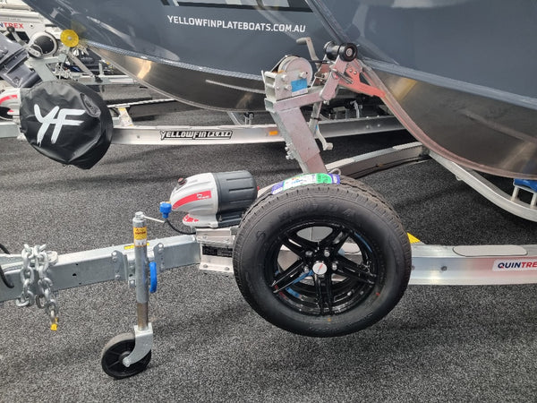 Quintrex 610 Trident Soft Top