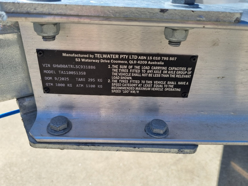 Brand New Unused 4.5m - 5.0m Quintrex Alloy trailer with brakes - Inc rego