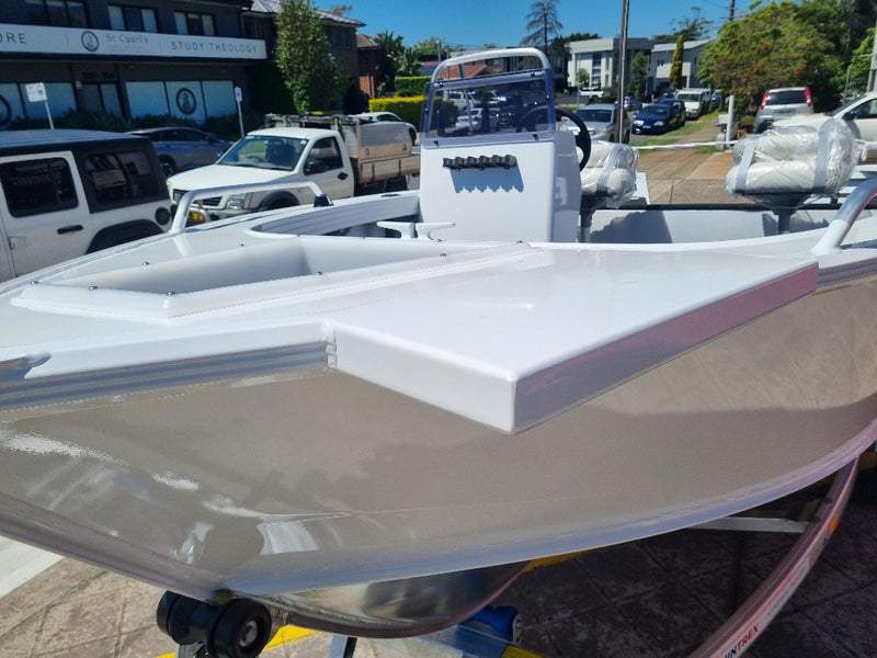 Quintrex 420 Renegade SC