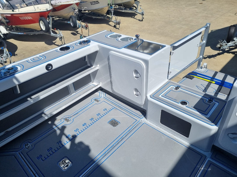 Kingfisher 730 Powercat