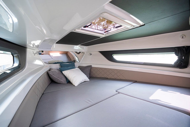 Yamarin 80 DC Day Cruiser