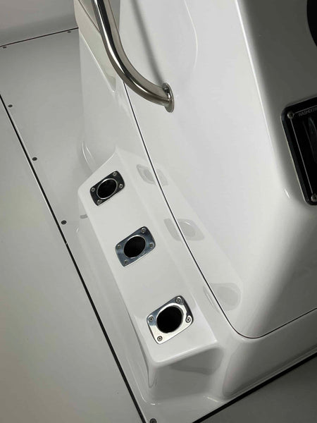 17 Reef Centre Console