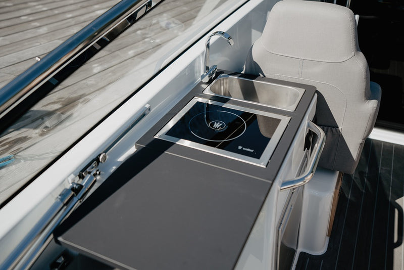 Yamarin 88 DC Day Cruiser