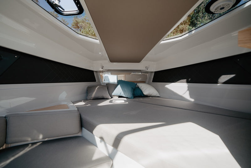 Yamarin 88 DC Day Cruiser