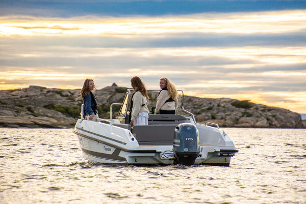 Yamarin 59 Side Console