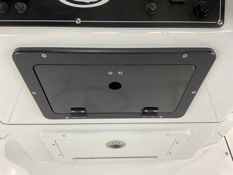 19 Reef Centre Console