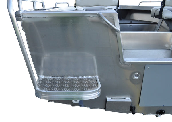 Quintrex 440 Renegade Tiller Steer