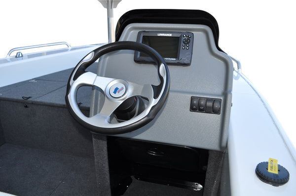 Quintrex 450 Hornet Trophy