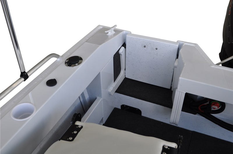 Quintrex 530 Frontier Side Console