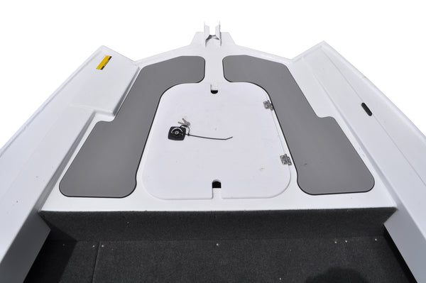 Quintrex 590 Frontier Side Console