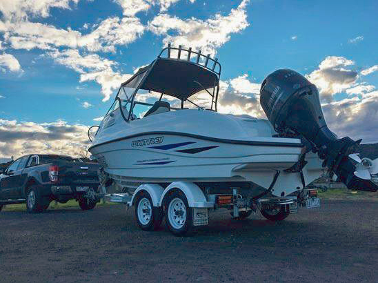 How to back a boat using just your mirrors
