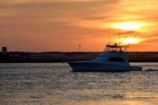 5 tips to stay safe on the water at dusk and dawn