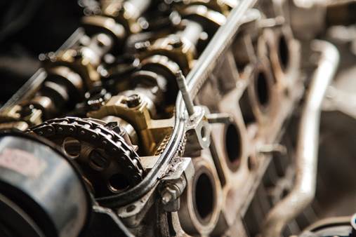 What's the difference between outboard, sterndrive and jet engines?