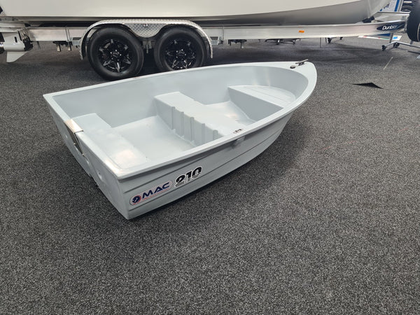 MAC 210 Dinghy
