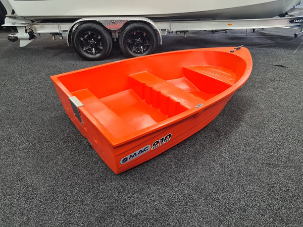 MAC 210 Dinghy