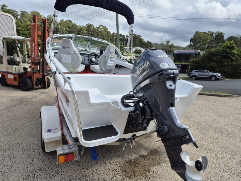 Quintrex 430 Fishabout