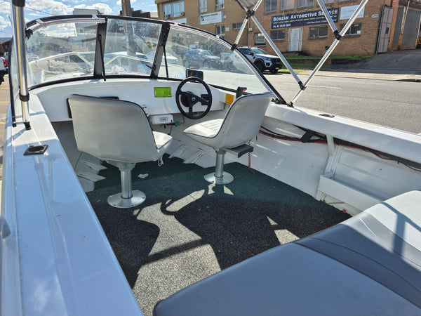Brooker 435 Getabout Runabout