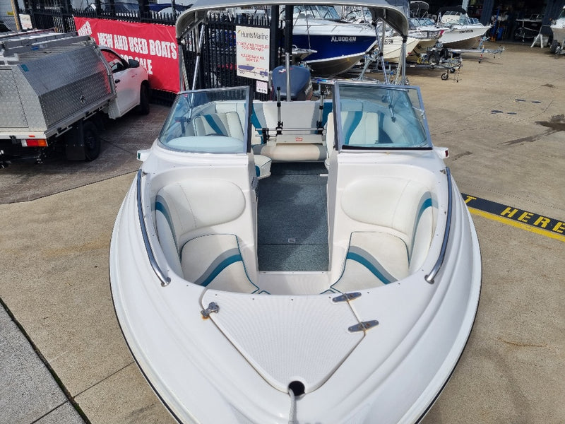 Haines Signature 530BR Bowrider