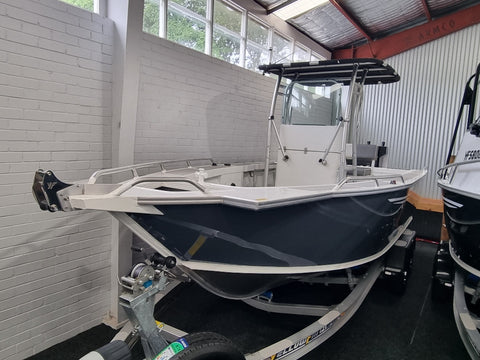 Yellowfin 6500 Centre Console
