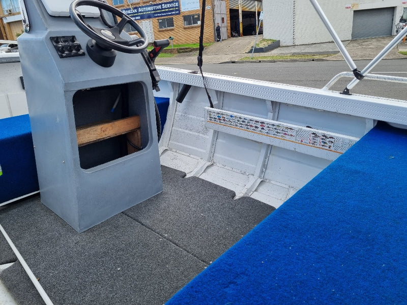 Quintrex 420 Topender CV