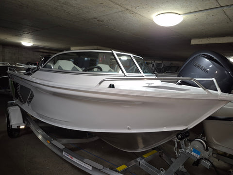 Quintrex 481 Fishabout