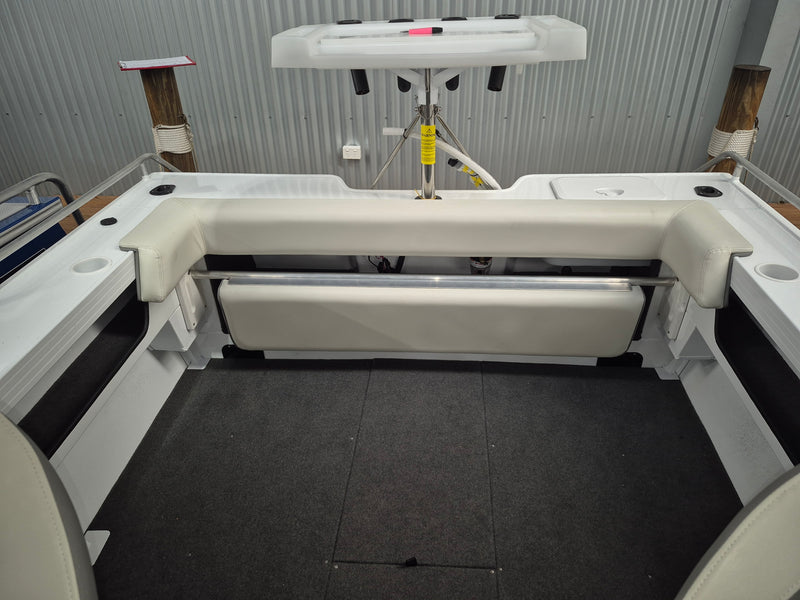 Quintrex 540 Ocean Spirit - 2024 PLATE CLEARANCE SPECIAL