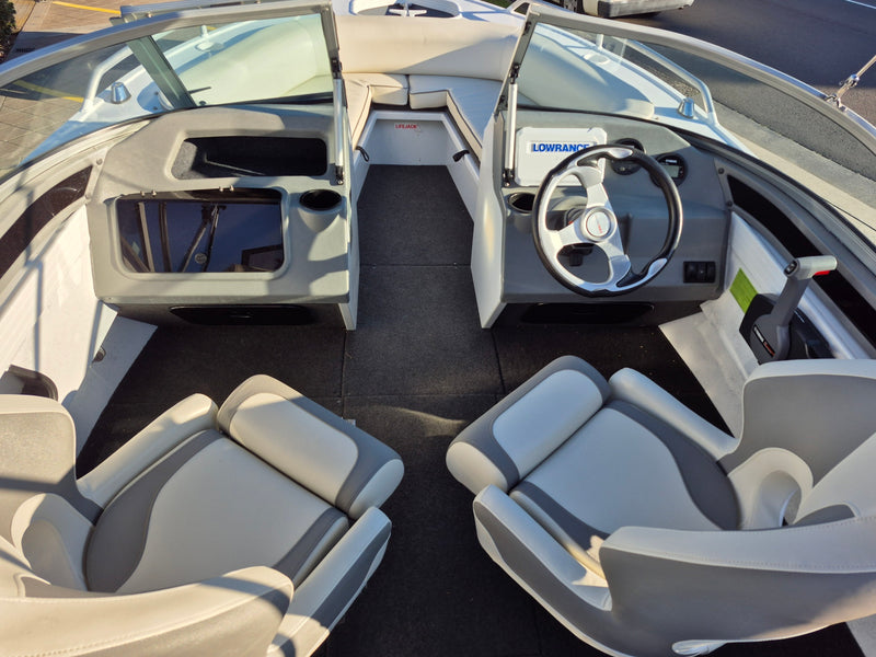 Quintrex 481 Cruiseabout