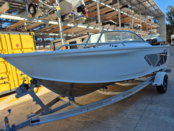 Quintrex 520 Cruiseabout - 2024 PLATE CLEARANCE SPECIAL