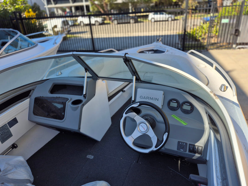 Quintrex 520 Cruiseabout - 2024 PLATE CLEARANCE SPECIAL