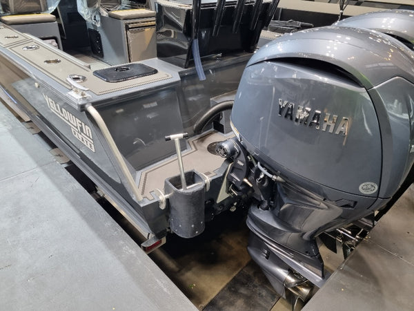 Yellowfin YF-76 Extended Cabin Twin Rig with FULL HELM MASTER
