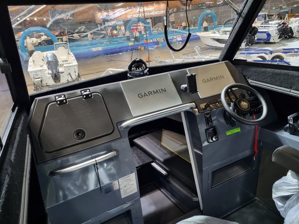 Yellowfin YF-76 Extended Cabin Twin Rig with FULL HELM MASTER