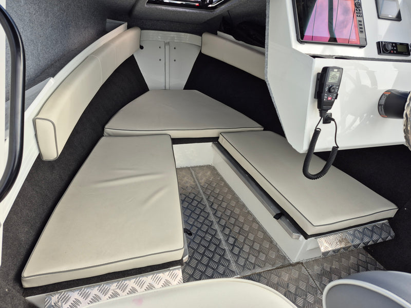 Yellowfin 6500 FHT - 2024 PLATE CLEARANCE SPECIAL