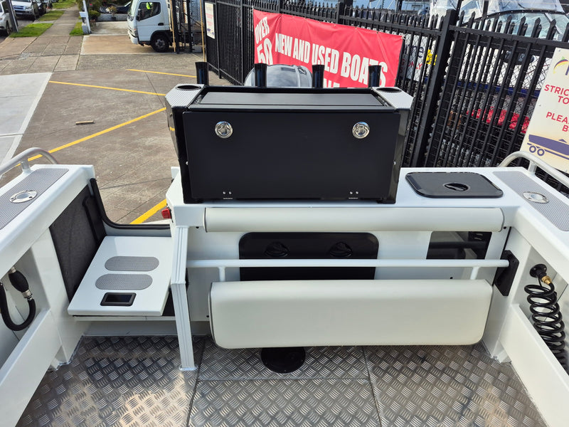Yellowfin 6500 FHT - 2024 PLATE CLEARANCE SPECIAL