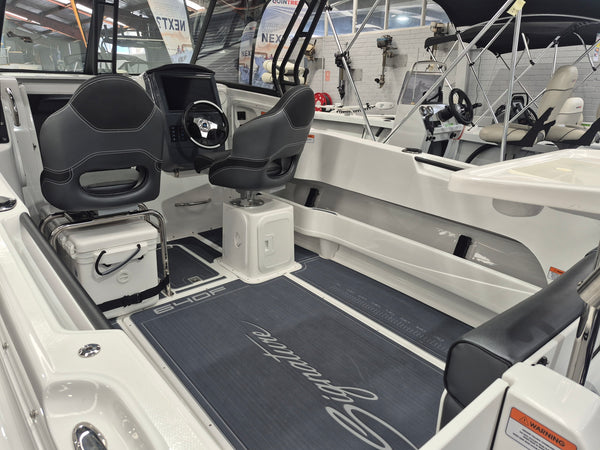 Haines Signature 640 Hard Top