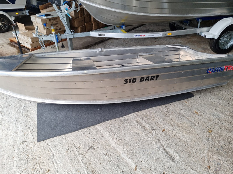Quintrex 310 Dart