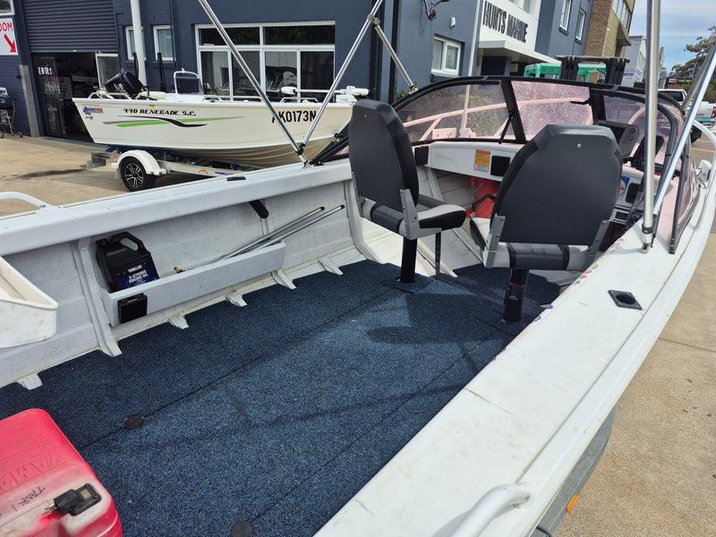 Stessco 445 Runabout