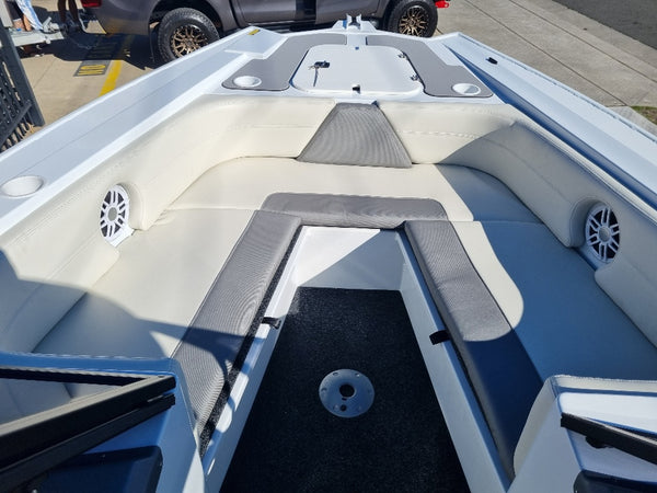 Quintrex 590 Freestyler