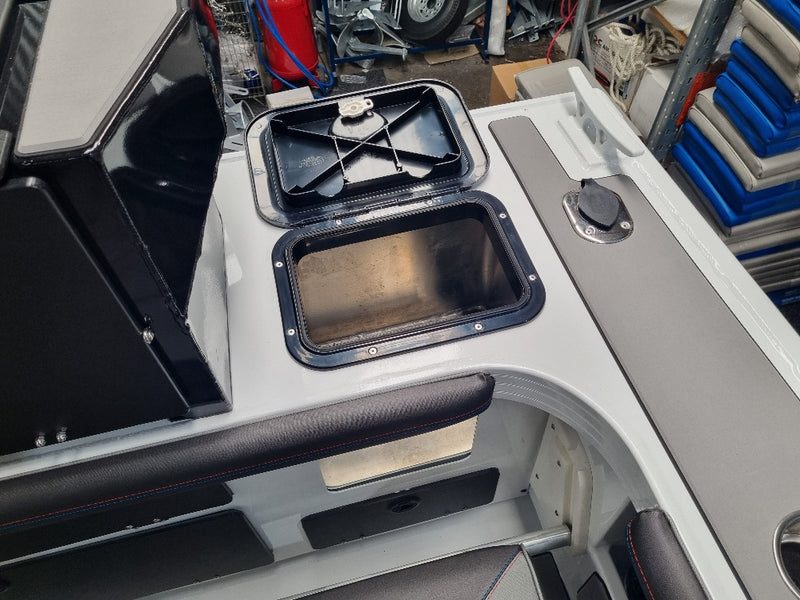 Quintrex 610 Trident Soft Top