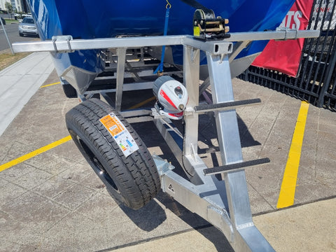 Kingfisher 730 Powercat