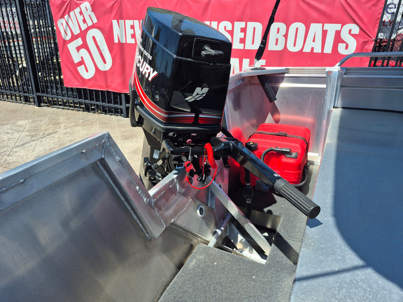 Quintrex 420 Busta with 40hp Merc 2 stroke