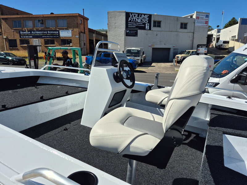 Quintrex 420 Renegade SC