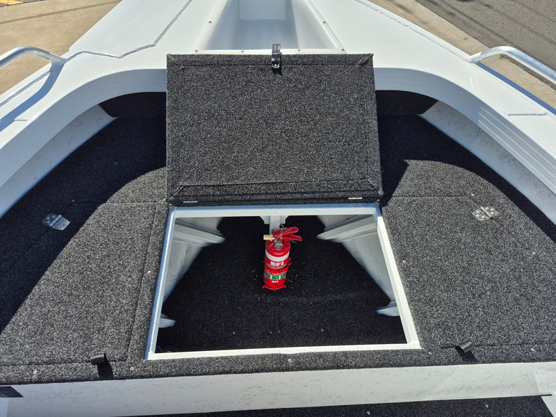 Quintrex 420 Renegade SC