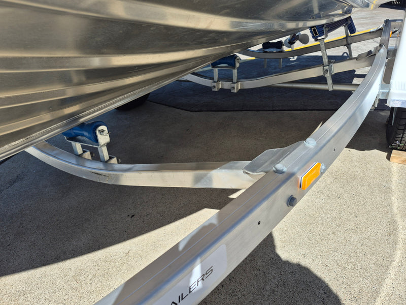 Quintrex 420 Renegade SC