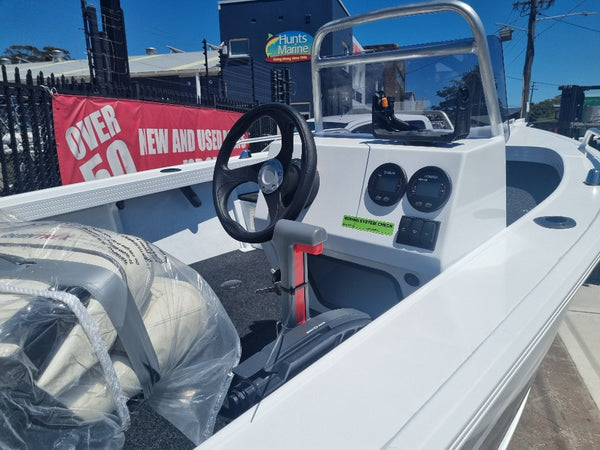 Quintrex 420 Renegade SC