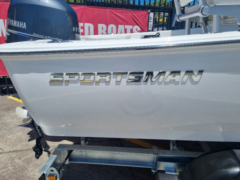 Sportsman 17 Reef Centre Console