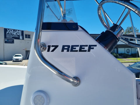 Sportsman 17 Reef Centre Console
