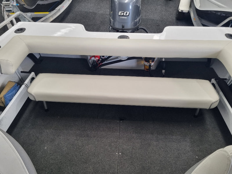 Quintrex 430 Fishabout