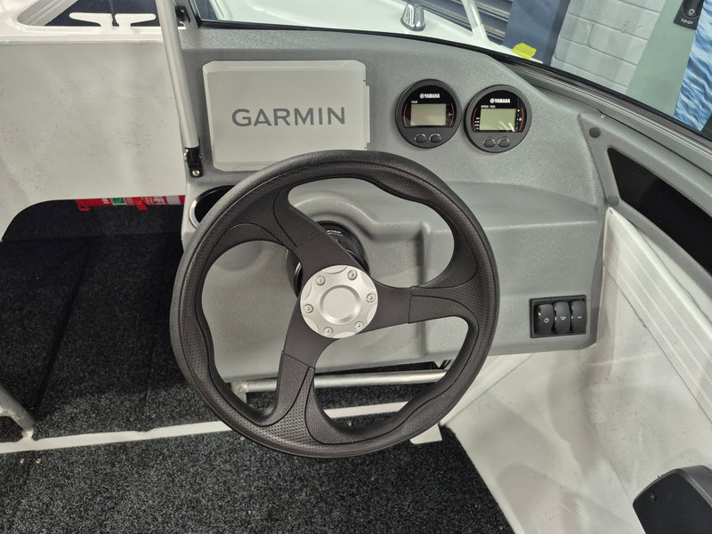 Quintrex 520 Fishabout